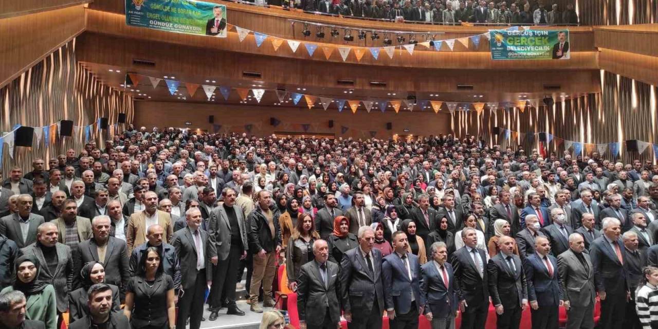 Ak Parti Batman’da Belediye Başkan Adaylarını Tanıttı