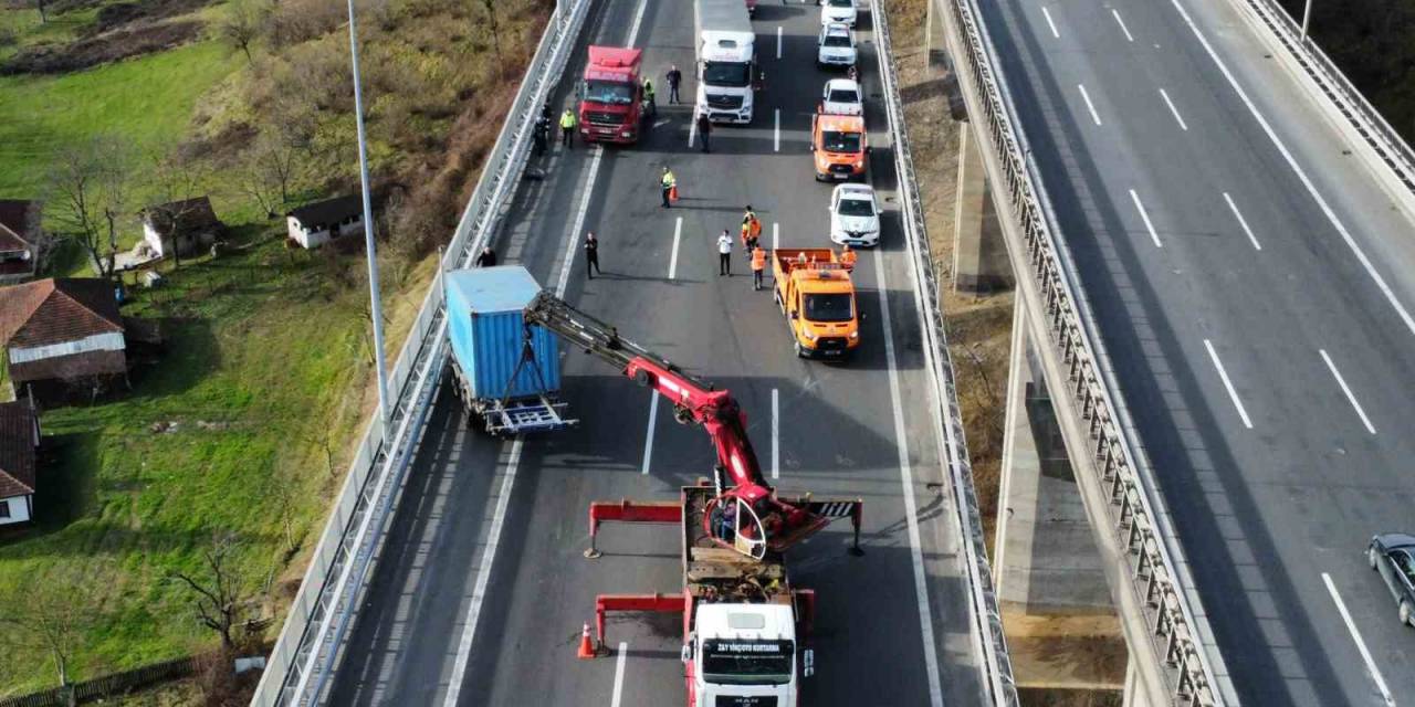 Dorse Kaldırıldı, Otoyol Trafiğe Açıldı