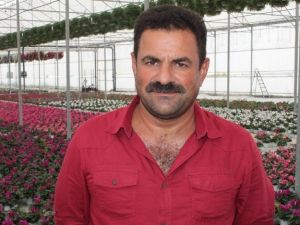Çiçek Üreticileri Artık Bir Birine Rakip Değil