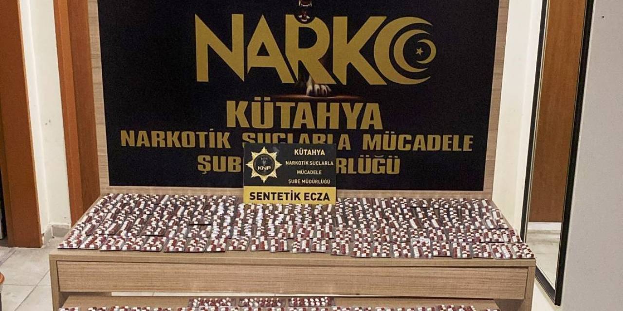 Kütahya’da Çantasında Uyuşturucu Hap Ele Geçirilen Yolcu Tutuklandı