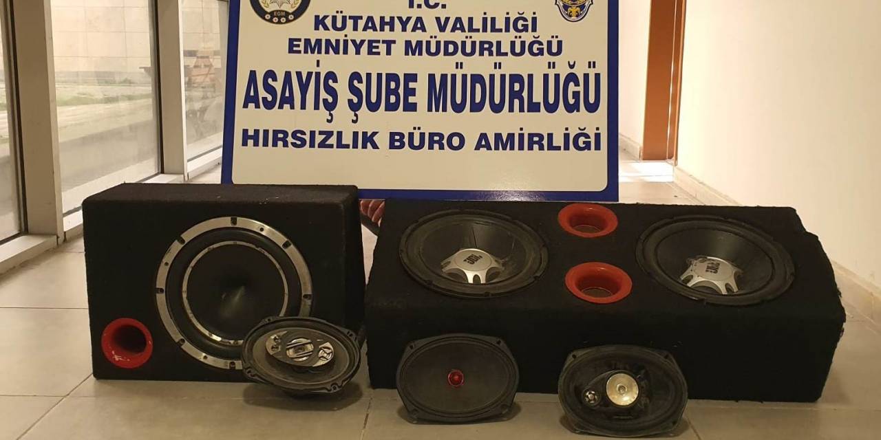 Kütahya’da Otodan Hırsızlık Zanlısı 2 Kişi Yakalandı