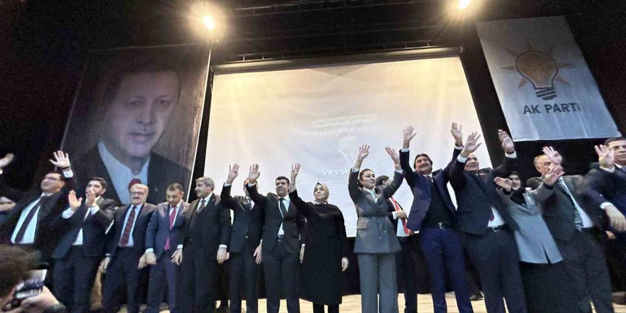 Ak Parti Ağrı’da Adaylarını Tanıttı
