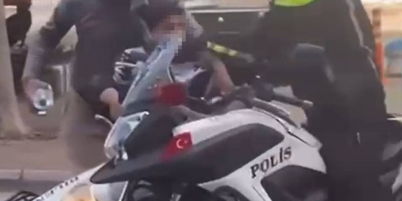 Ehliyetsiz Sürücü Polisin Elinden Kaçmak İçin Her Yolu Denedi, Yaptıkları Pes Dedirtti
