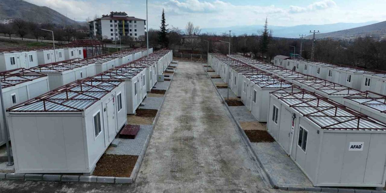 Tunceli’de Konteyner Kent Yapımı Sürüyor