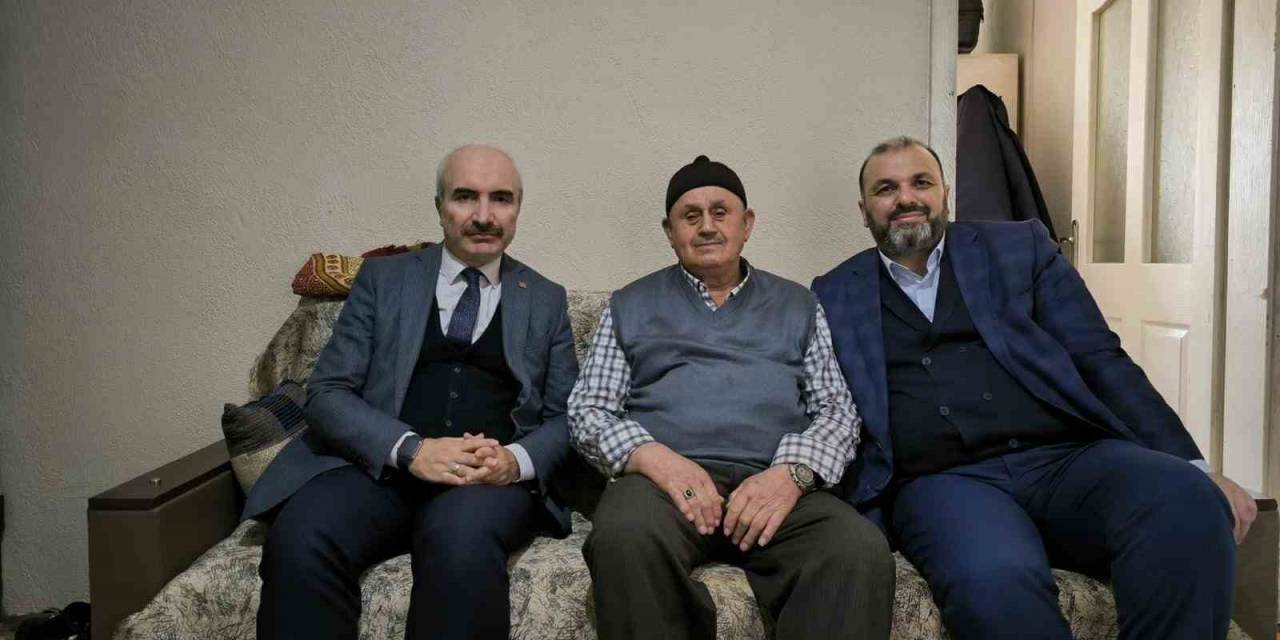 Kütahya Müftüsü Dr. İrfan Açık Şehit Yakınlarını Ziyaret Etti