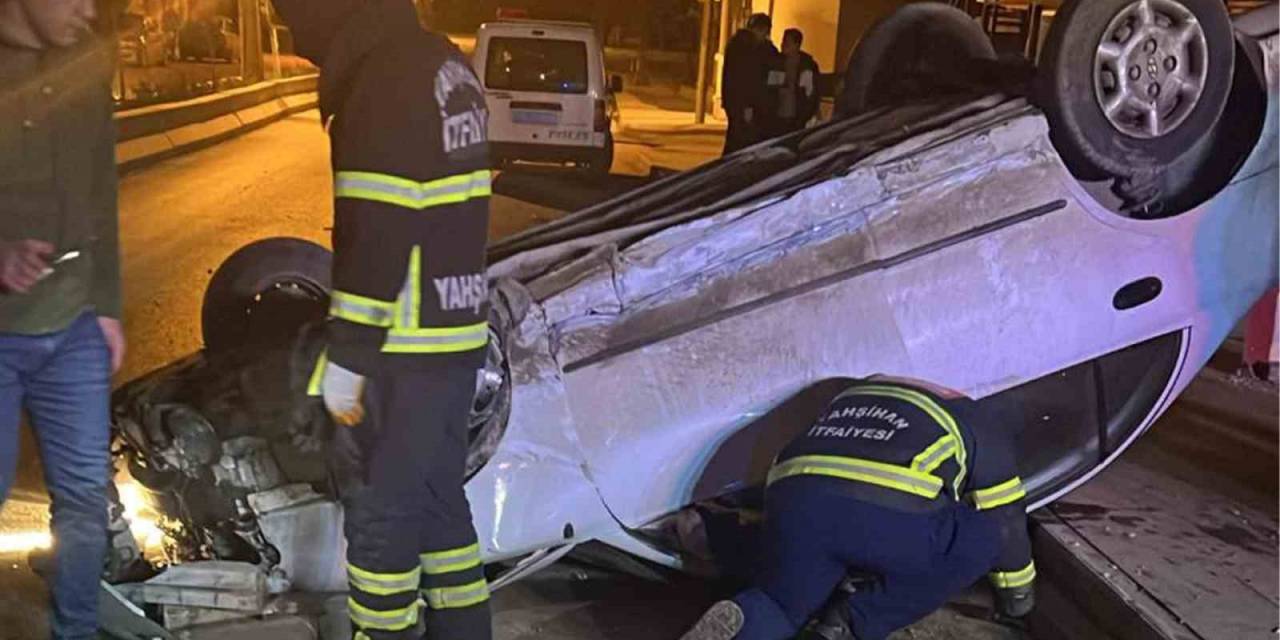 Takla Atan Otomobilin Kaza Anı Kamerada: 22 Yaşındaki Genç Hayatını Kaybetti