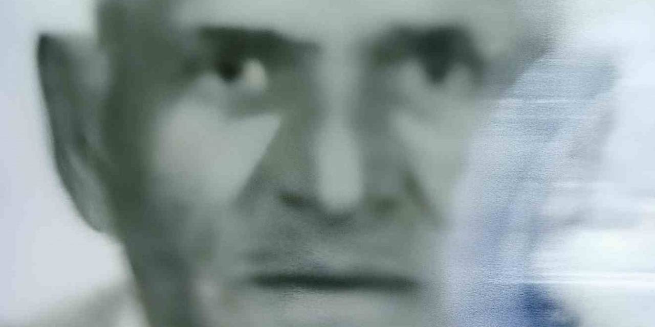 Geri Geri Gelen Kamyonetin Çarptığı Yaya Hayatını Kaybetti