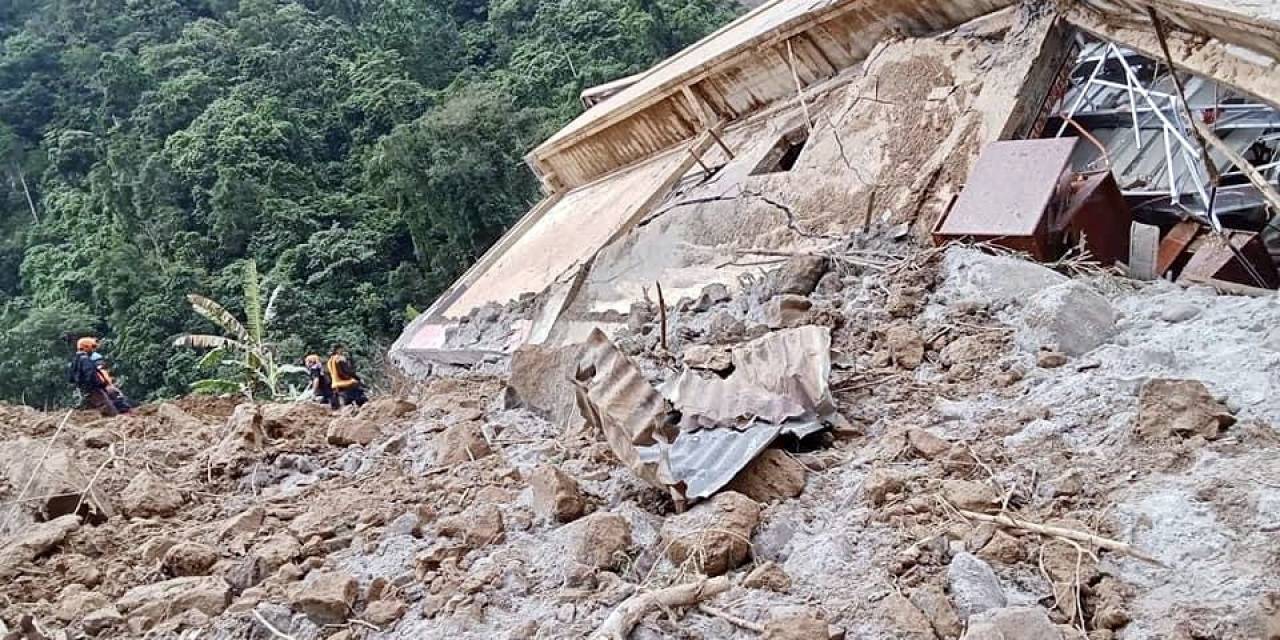 Filipinler’deki Toprak Kaymasında Can Kaybı 37’ye Yükseldi