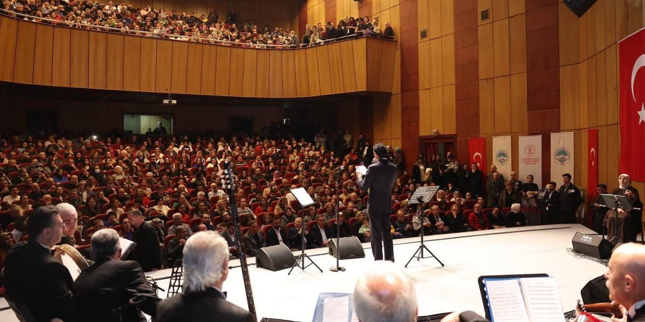 Vatandaşlar, Türk Sanat Müziği Konseri’nde Buluştu