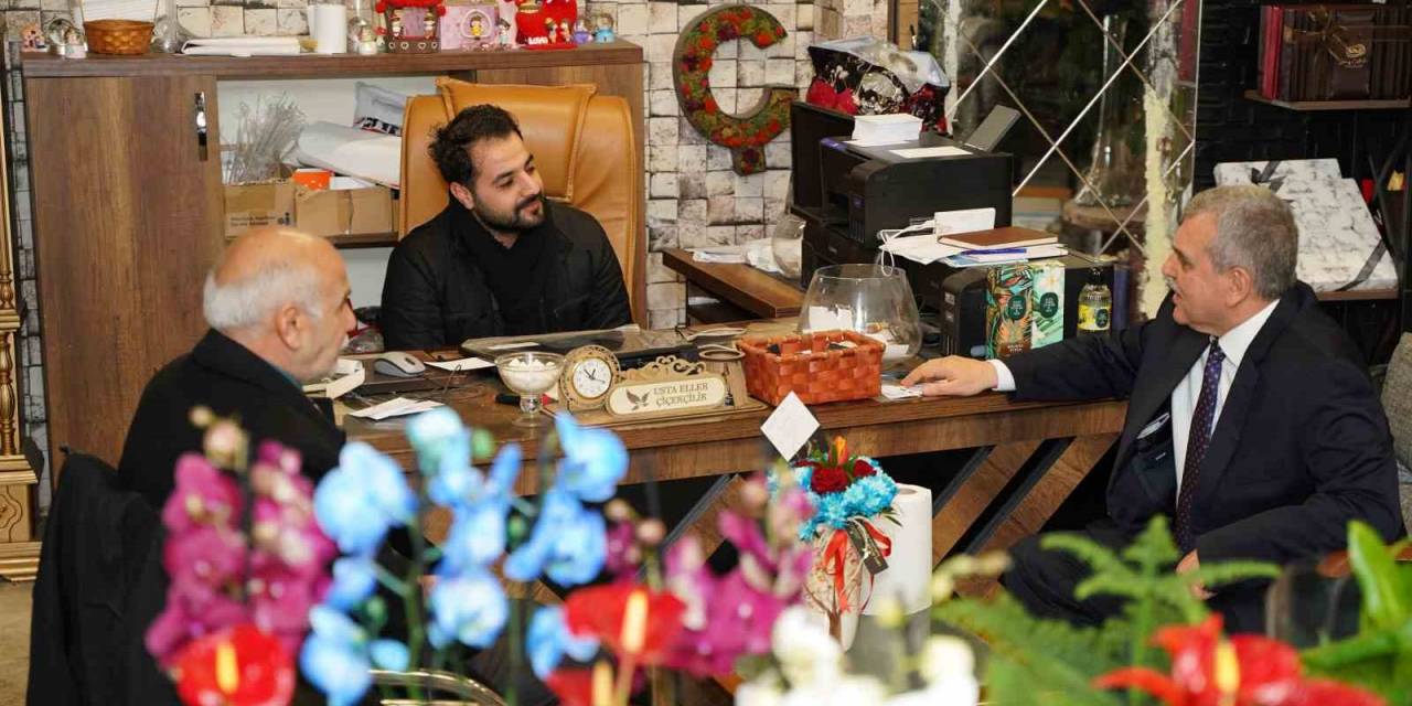 Başkan Beyazgül Vatandaşın Duasını Ve Desteğini Almaya Devam Ediyor