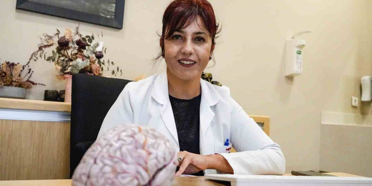 Prof. Dr. Yasemin Biçer Gömceli: "Yanlış Etiketlenen Epilepsi Hastaları Riskten Uzak Duruyor"