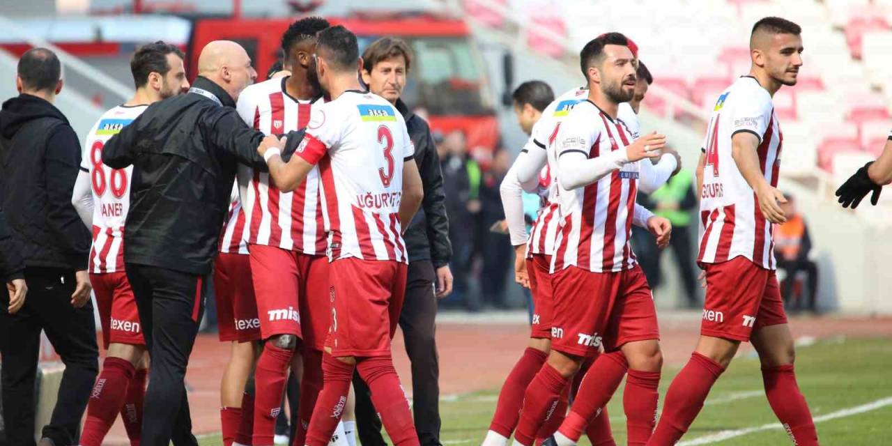 Sivasspor, Ligde 8. Galibiyetini Aldı