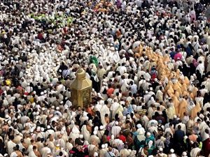 Milyonlar Bayram Namazını Kâbe’de Kıldı