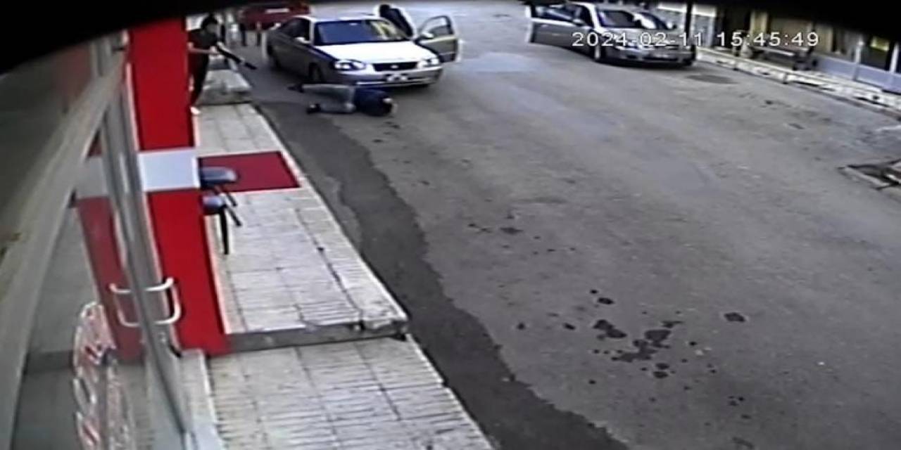 Konya’da Sokaktaki Silahlı Pusu Kamerada