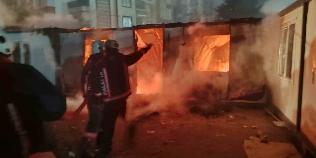 Malatya’da Konteyner Yangını