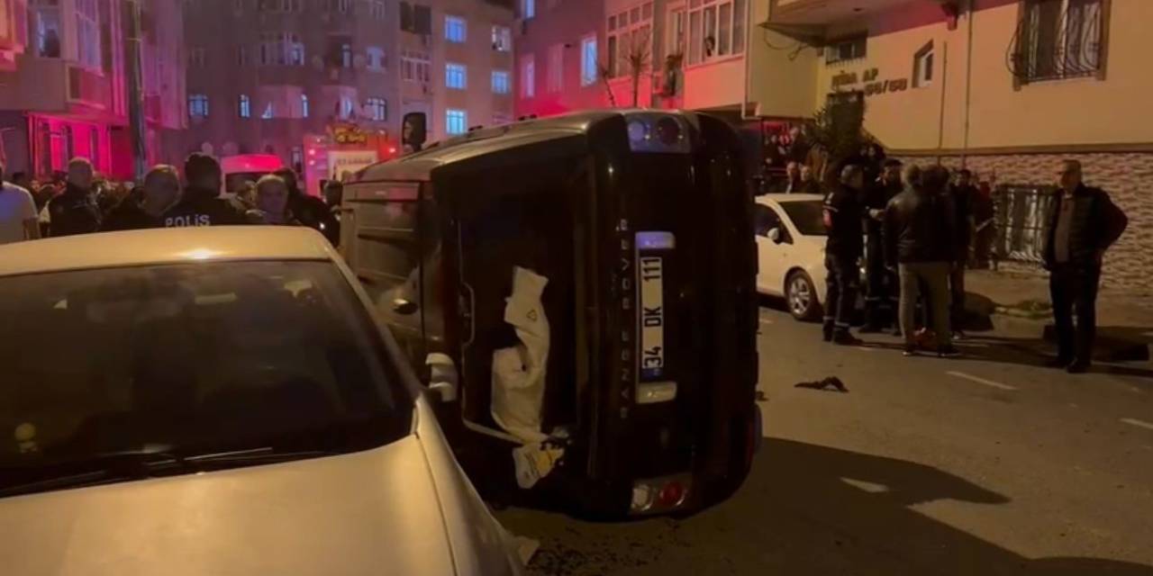 Gaziosmanpaşa’da Kontrolden Çıkan Araç 6 Otomobile Çarptı