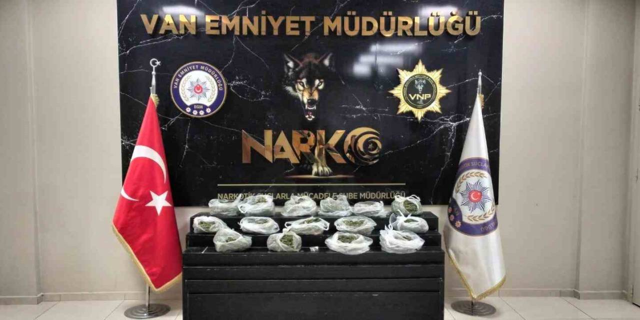 Van’da 22 Kilo 211 Gram Uyuşturucu Ele Geçirildi