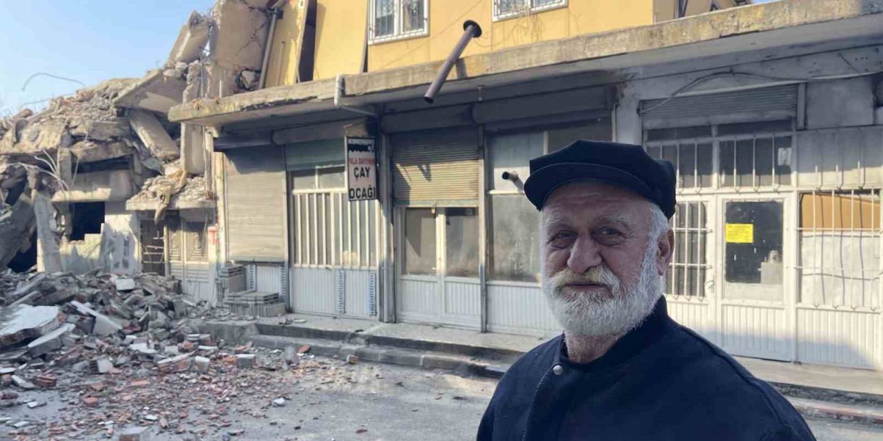 Osmaniye’de Ağır Hasarlı Binaların Yıkımı Devam Ediyor