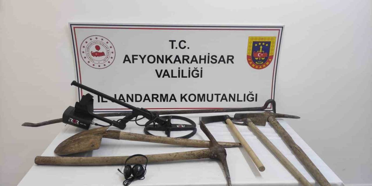 Define Avcıları Kazayı Başlayamadan Jandarmaya Yakalandı