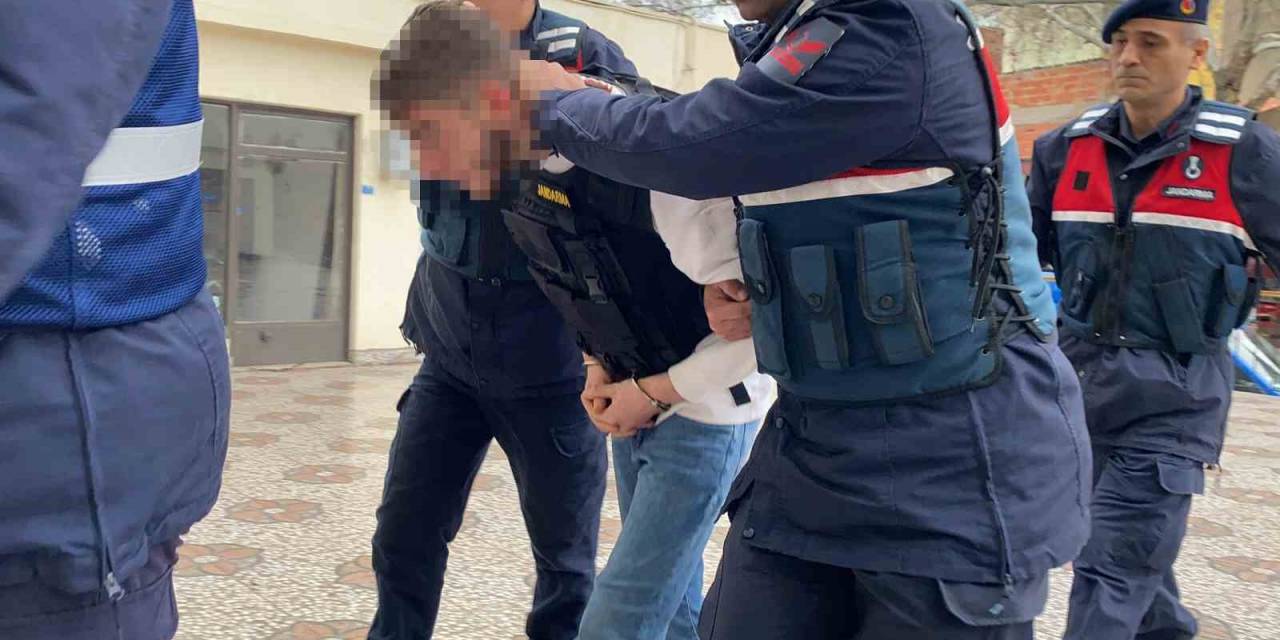 İki Kişiyi Öldürdü, Cinayeti İtiraf Etti