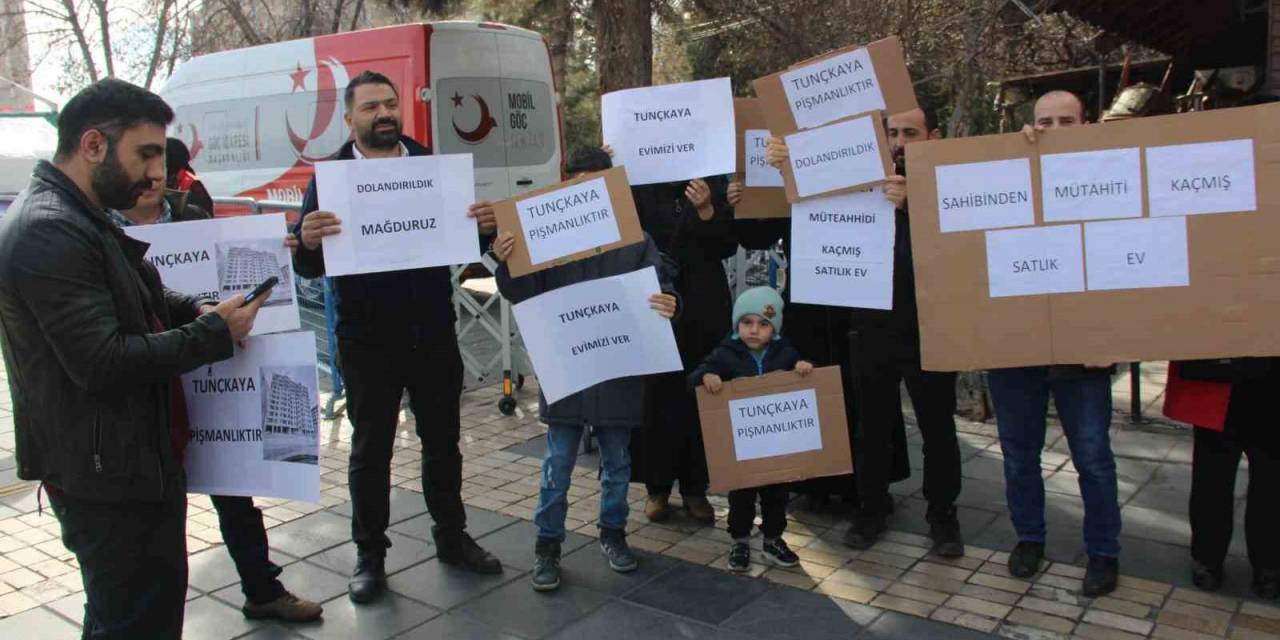 Ev Verme Vaadiyle Vatandaşı Dolandırdıkları İddia Edilen Sanıklar Hakim Karşısında