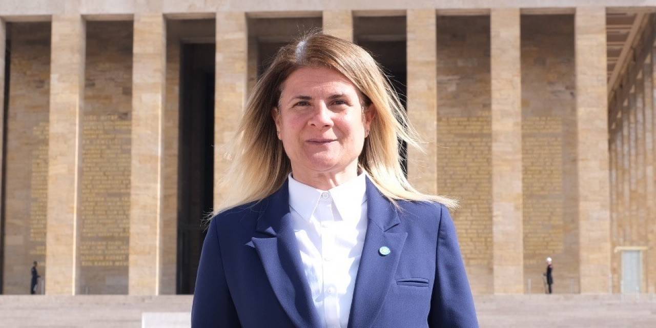 İyi Parti’de Özlem Ural İstifa Etti