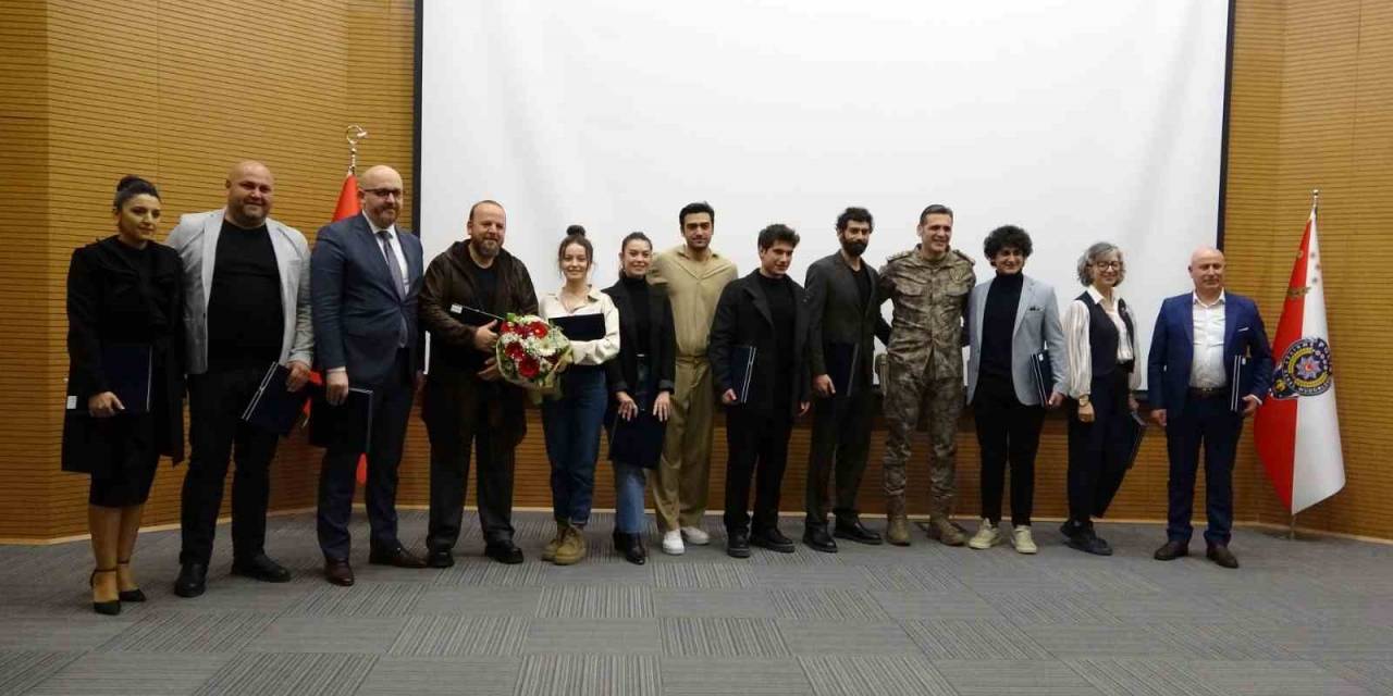 Van’da "Aybüke: Öğretmen Oldum Ben" Filmi İzlendi