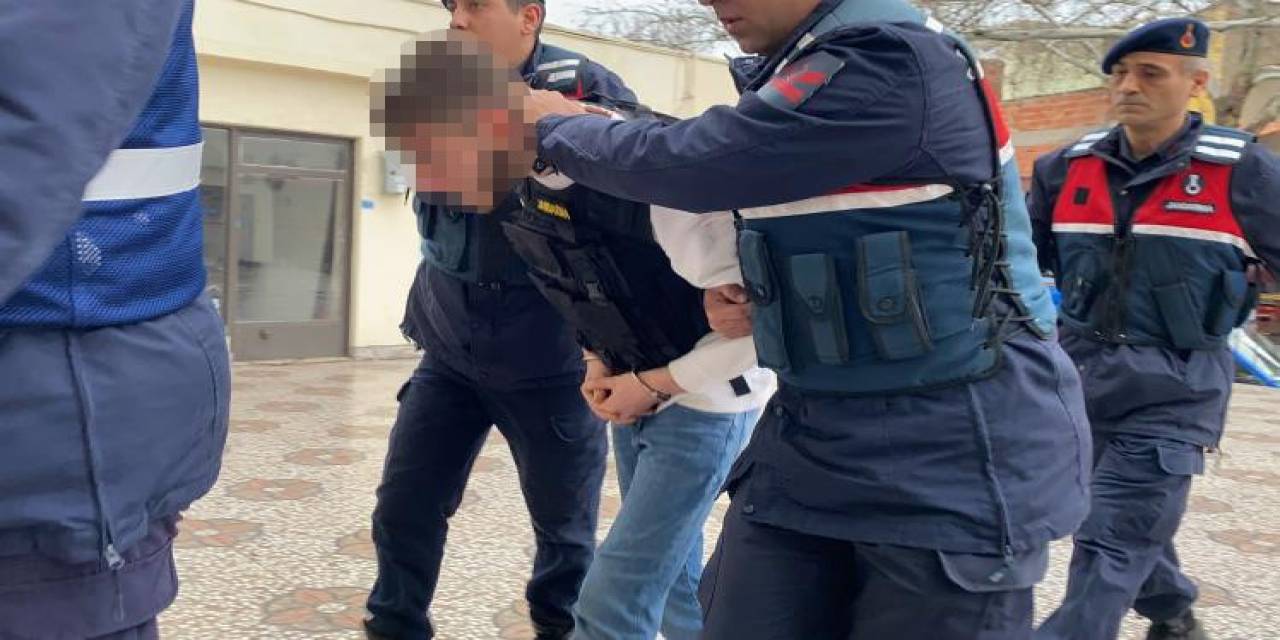 Çanakkale’de Pompalı Tüfekle 2 Kişiyi Öldüren Katil Zanlısı Tutuklandı