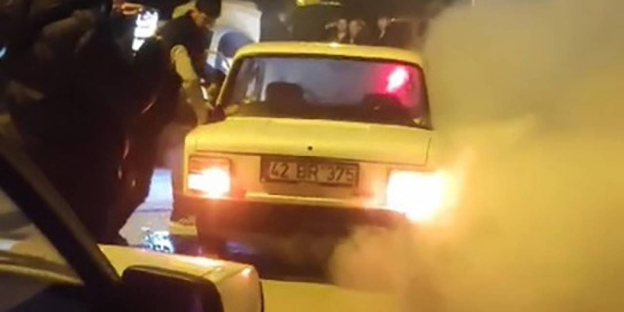 Asker Eğlencesinde Tam Gaz Lastik Yaktı