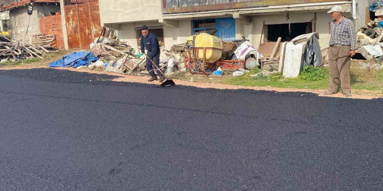 Karacabey’de Mahalleler Yeni Asfalt Ve Parke Taşlarıyla Güzelleşiyor