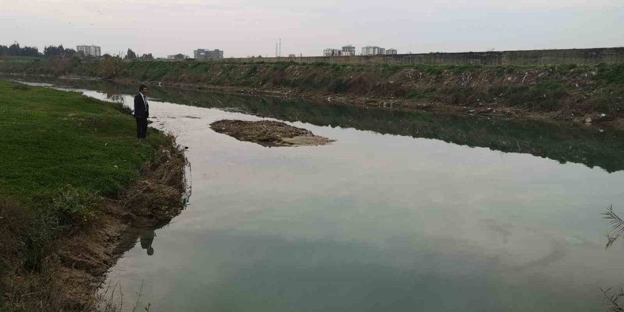 Kırmızı Akan Berdan Nehri Normale Döndü