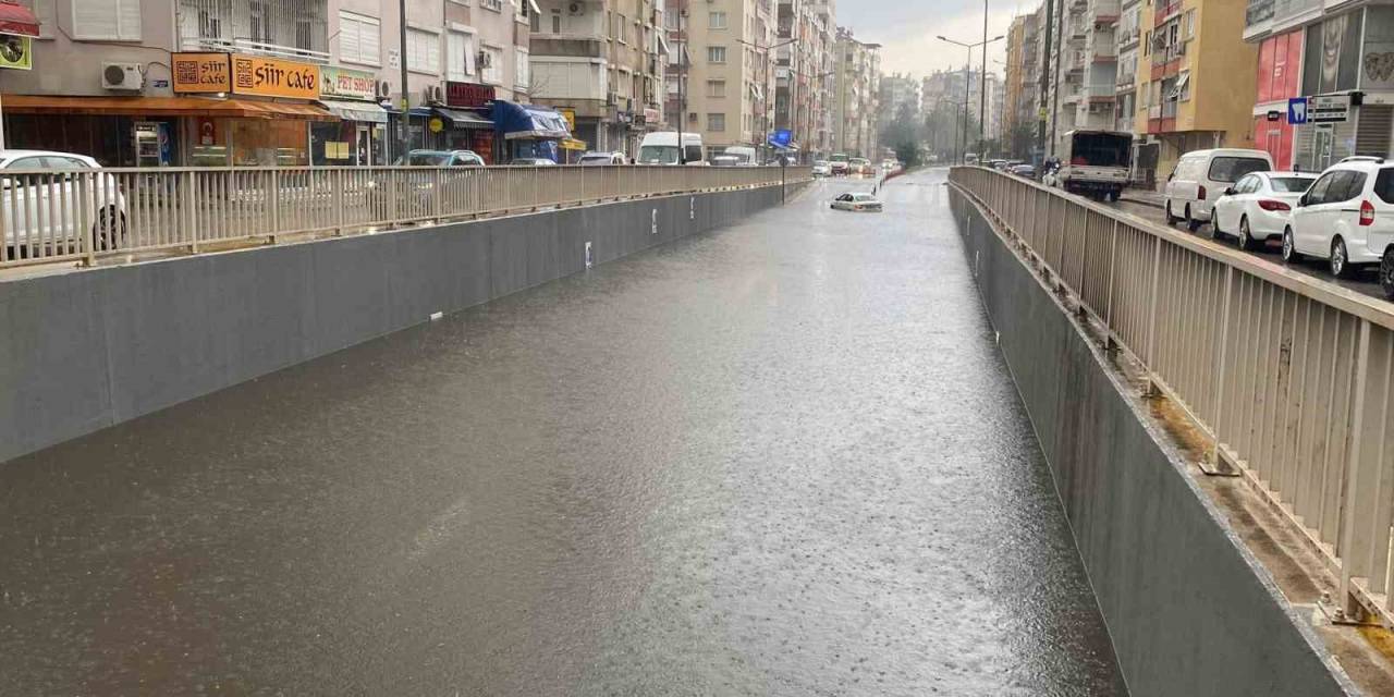 Turuncu Kod Uyarısının Verildiği Antalya Felakete Uyandı