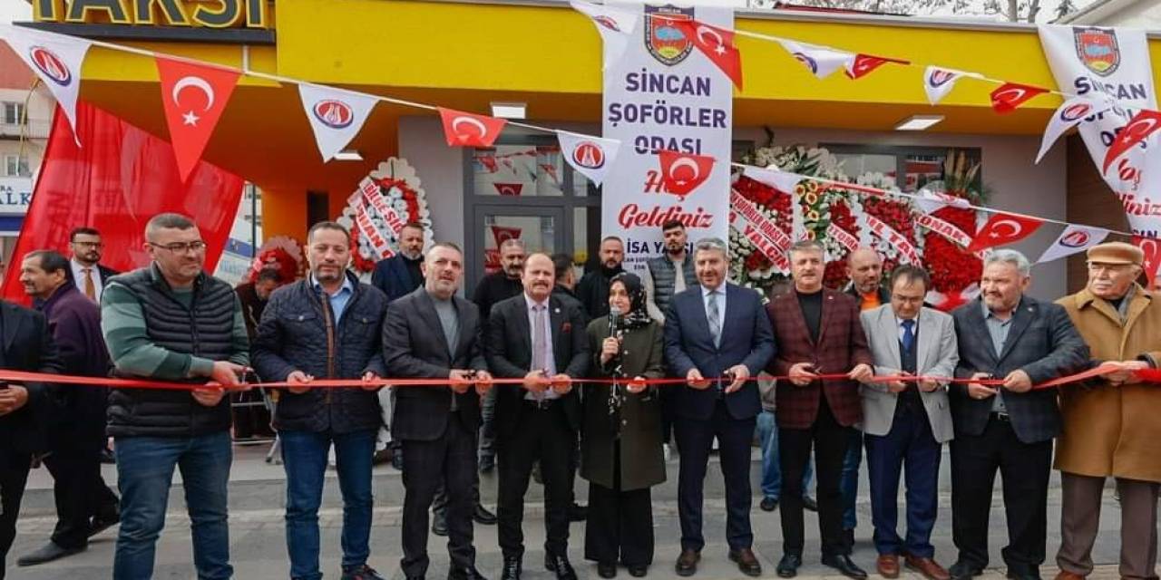 Sincan Belediye Başkanı Ercan ‘Vatan Taksi Durağı’nın Açılışını Yaptı