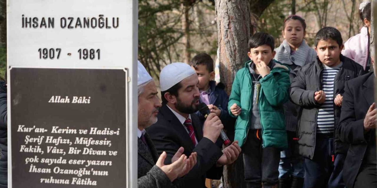 Çanakkale Türküsü’nün Yazarı Halk Ozanı İhsan Ozanoğlu Kabri Başında Anıldı