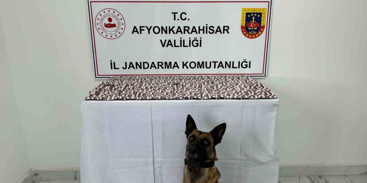 Cezaevinden İzinli Çıktı, Uyuşturucu Madde Kaçırırken Yakalandı