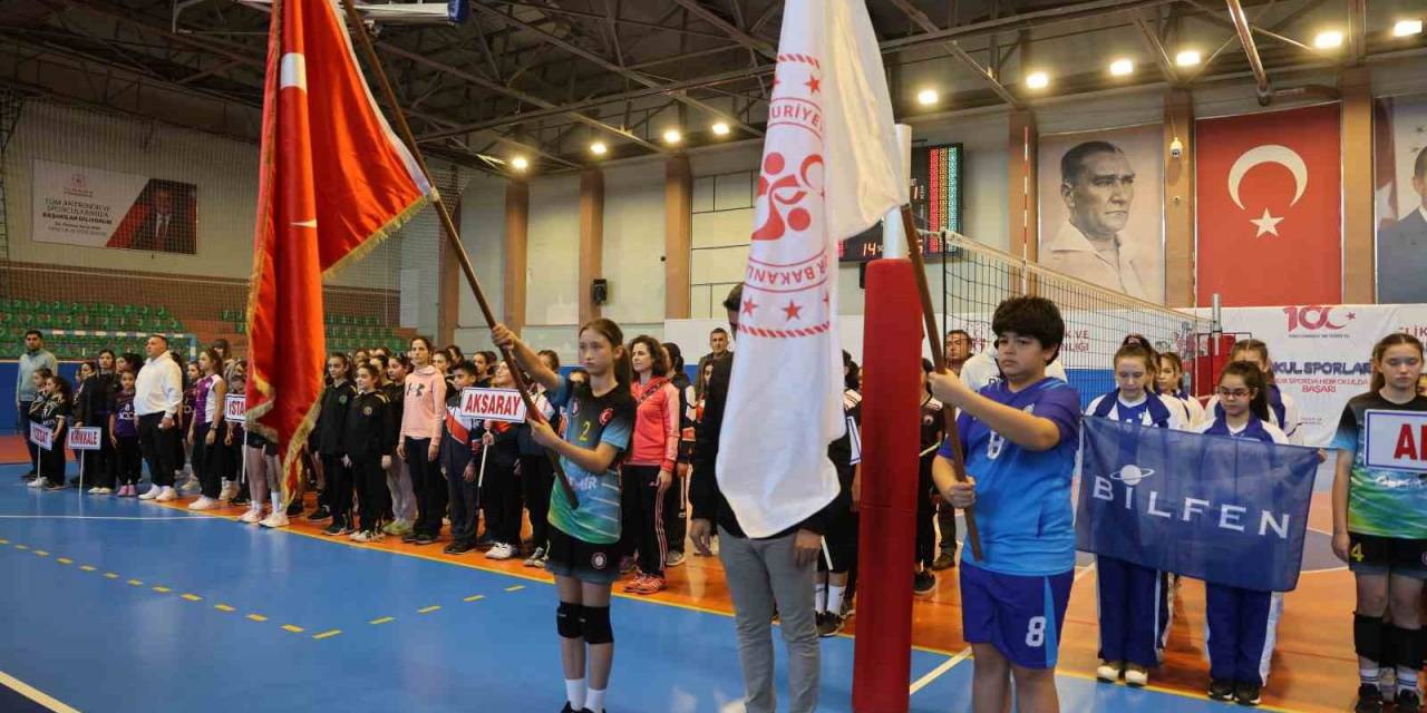 Okul Sporları Voleybol Müsabakaları Nevşehir’de Başladı