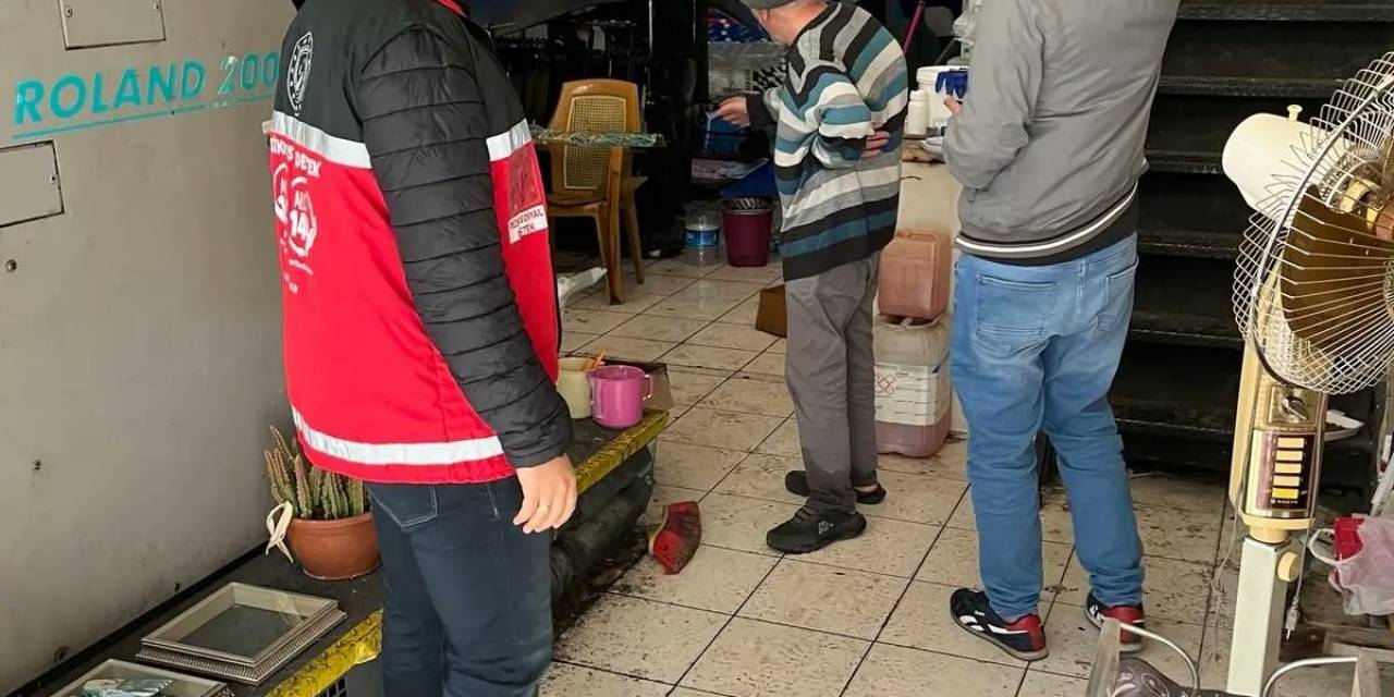 Selin Vurduğu Antalya’da Vatandaşlara Psikososyal Destek Hizmeti Veriliyor