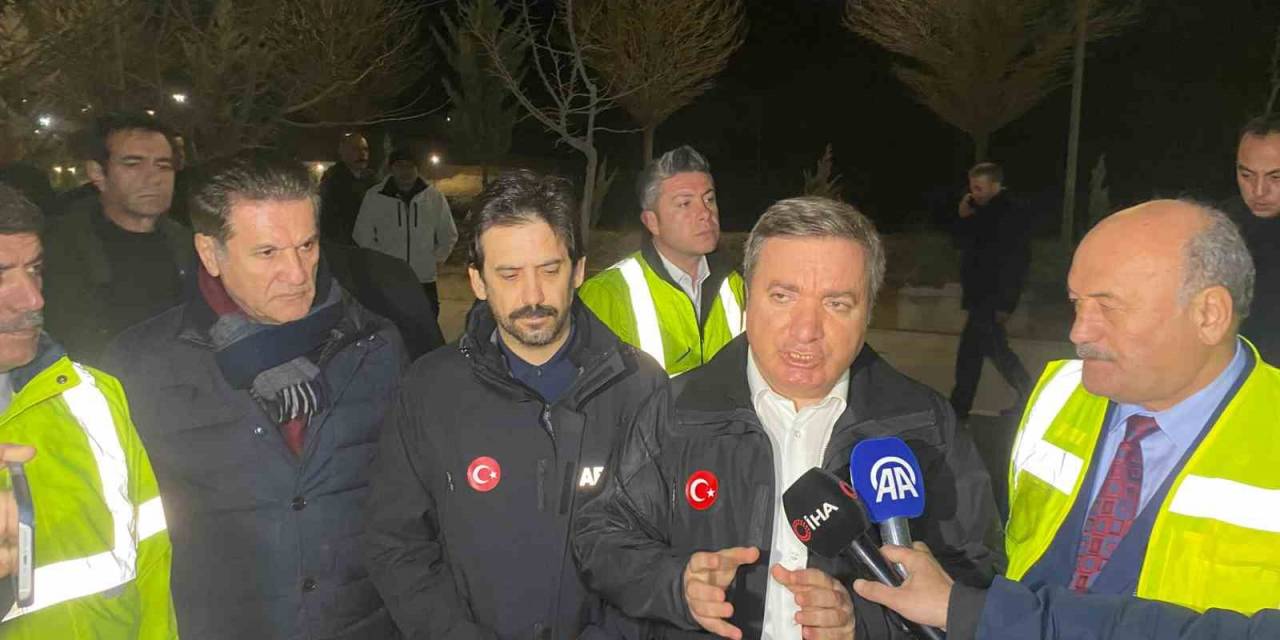 Erzincan Valiliğinden Maden Sahasındaki Toprak Kaymasıyla İlgili Açıklama