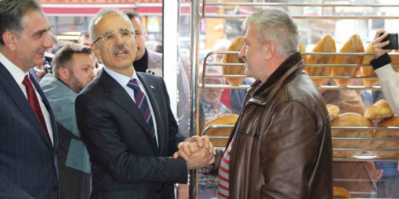 Bakan Uraloğlu: “Cumhurbaşkanı Trabzon’a Her Zaman Ayrı Bir Kıymet Verdi”