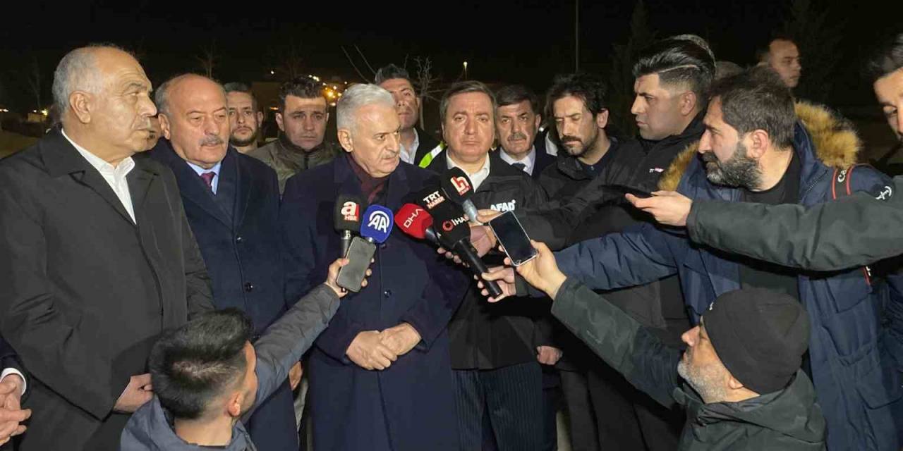 Binali Yıldırım: "Kurtarma Çalışmaları Gece De Termal Kameralar Yardımıyla Devam Ediyor"