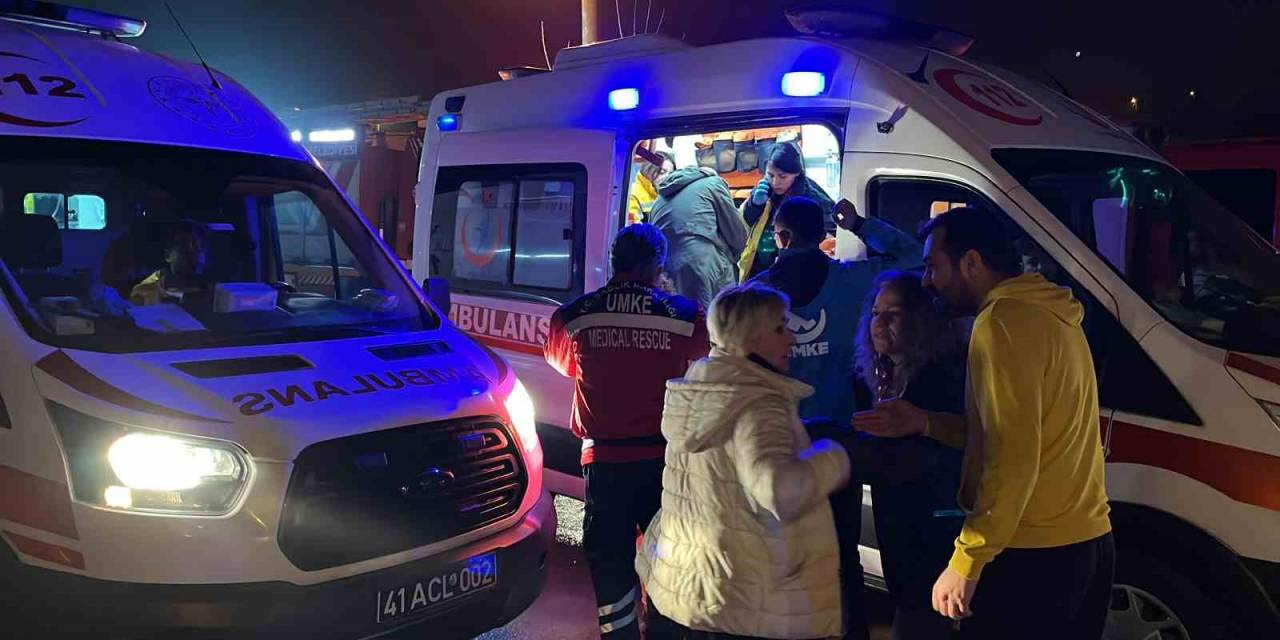 Yangında Mahsur Kalanları İtfaiye Kurtardı: 1’i Bebek 9 Kişi Dumandan Etkilendi
