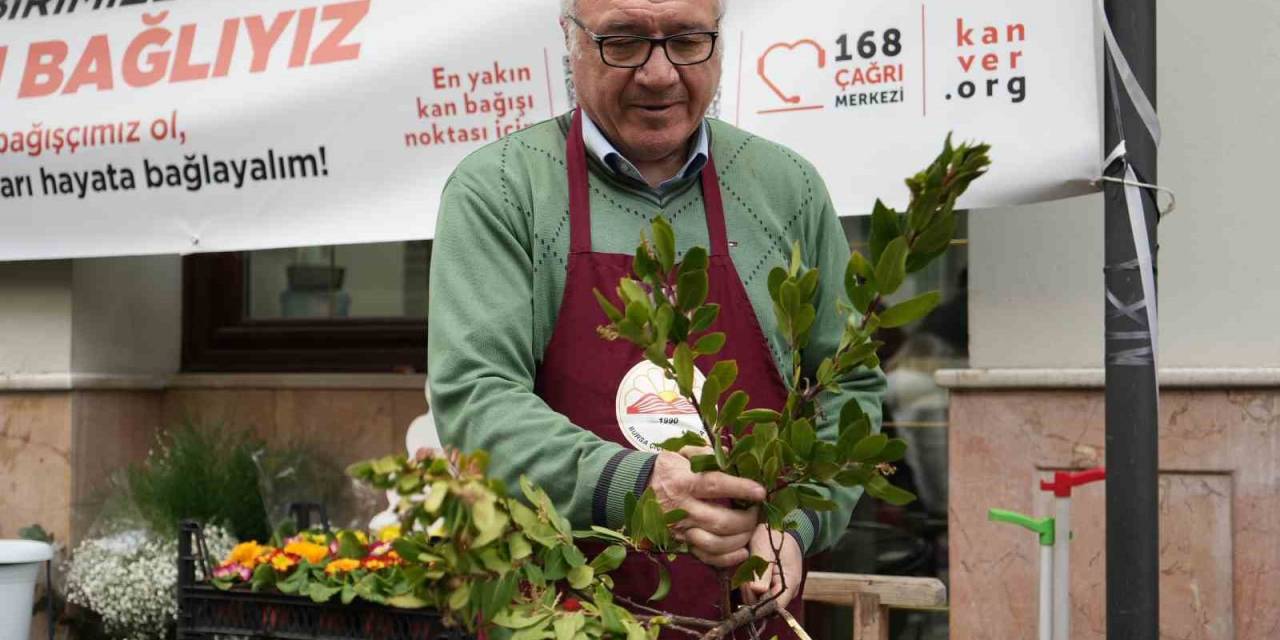 Bursalı Çiçekçiler Uyuşturucu Tacirine İsyan Etti..."O Kişi Meslektaşımız Değil"