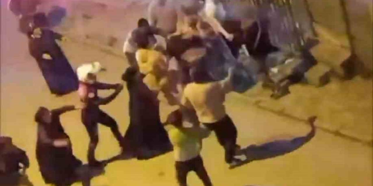 Şişli’de Akrabaların Meydan Kavgası Kamerada: Ortalık Karıştı Polis Havaya Ateş Açtı