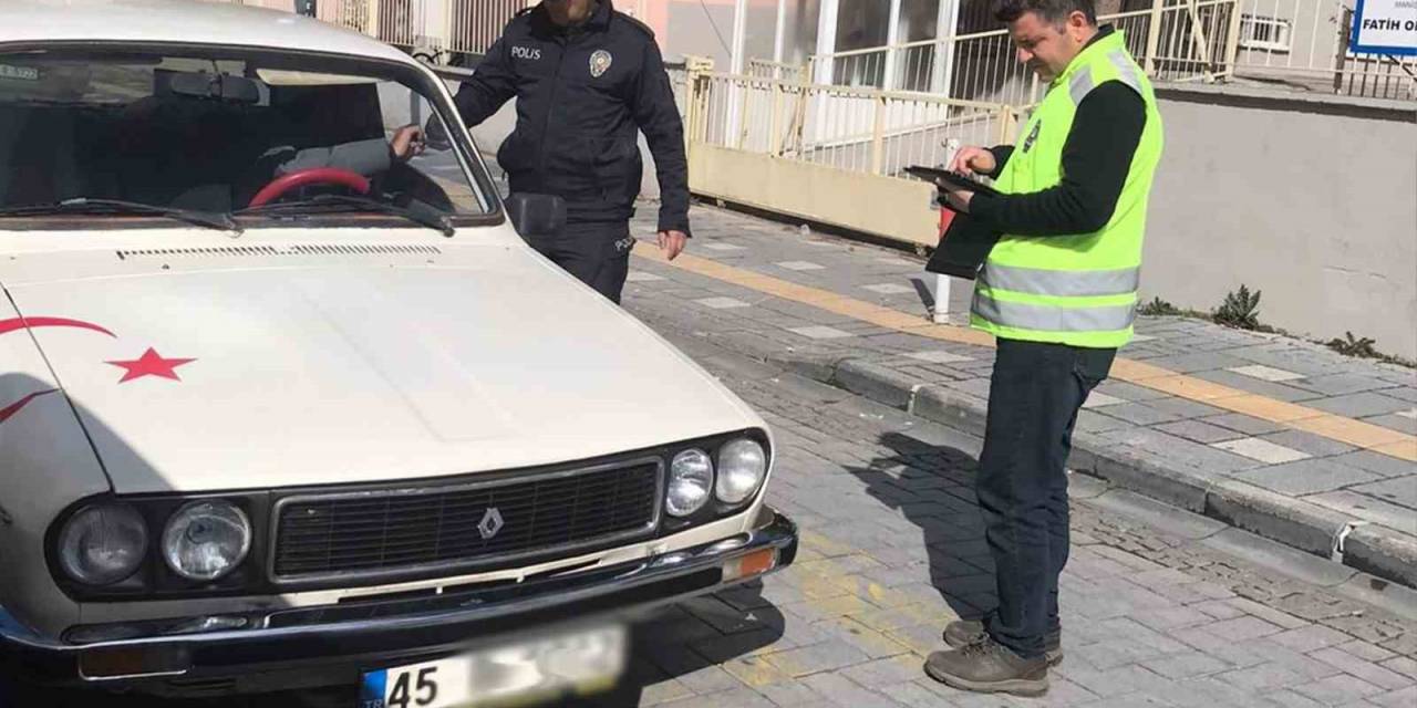 Manisa’da Aranan 14 Şahıs Yakalandı
