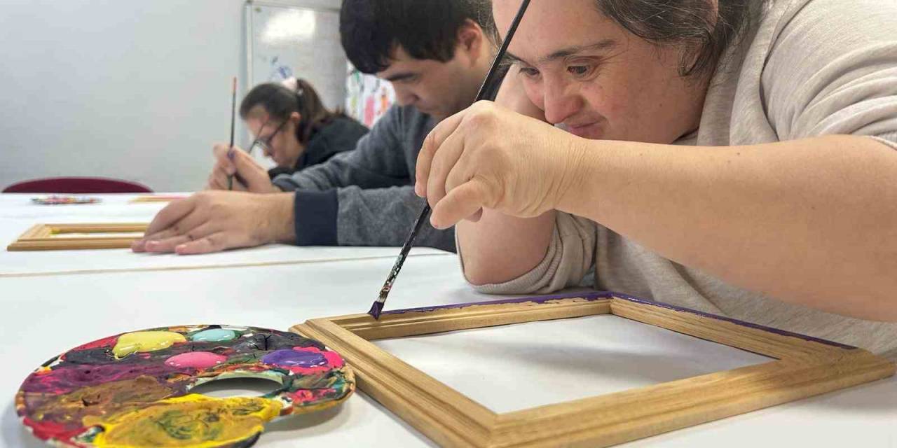 Muğla’da Sanatla Engeller Aşılıyor