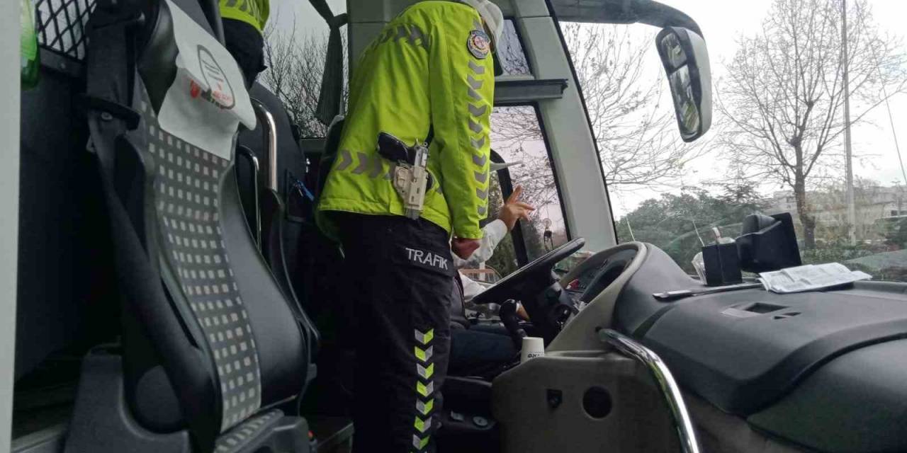 15 Temmuz Demokrasi Otogarı’nda Emniyet Kemeri Denetimi