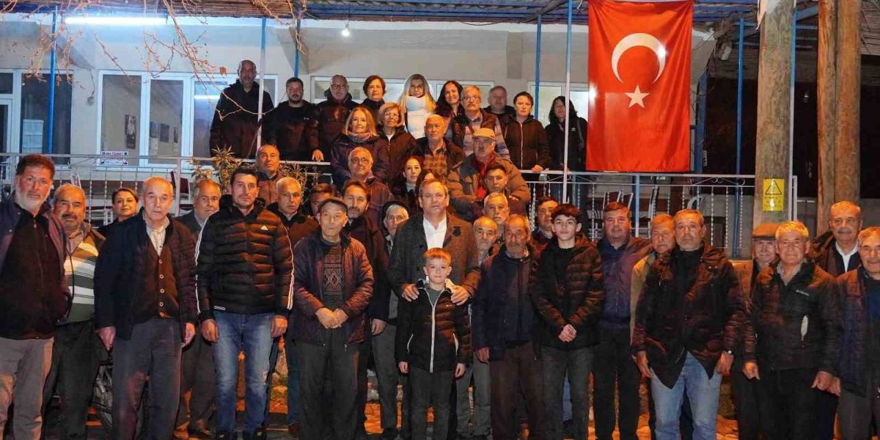 Ayvalık Başkan Ergin’i Bağrına Basıyor