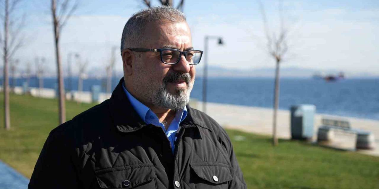 Halk Ozanı 14 Şubat’ta Eşine Türkü Yazdı