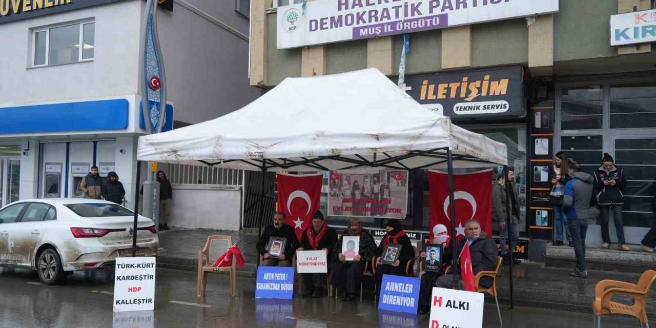 Muşlu Ailelerin Evlat Nöbeti Devam Ediyor