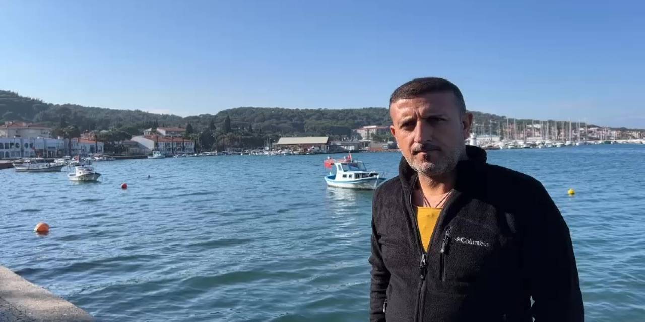 Ayvalık’ta Yaklaşık 100 Yaşındaki Ölü Caretta Caretta Sahile Vurdu